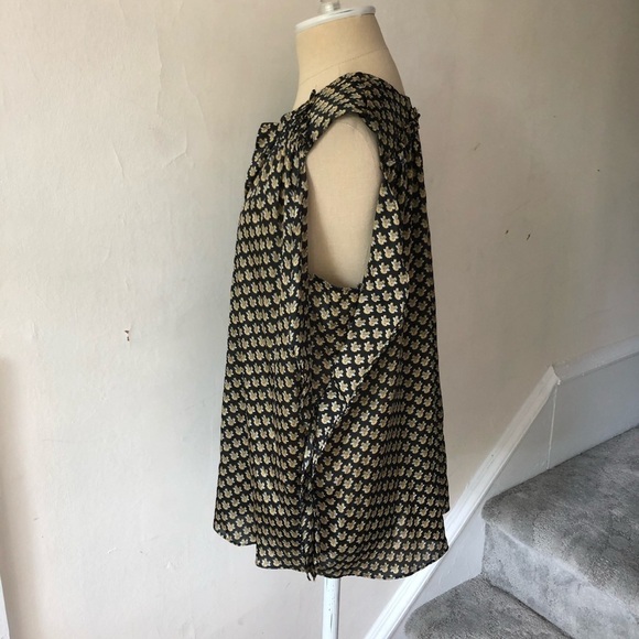 MISA Tbags Los Angeles Patterned Ruffle Blouse EUC - Picture 2 of 9